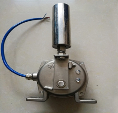 皮帶跑偏開關(guān)、KPTH2-10、兩級(jí)跑偏開關(guān)，防偏傳感器廠家